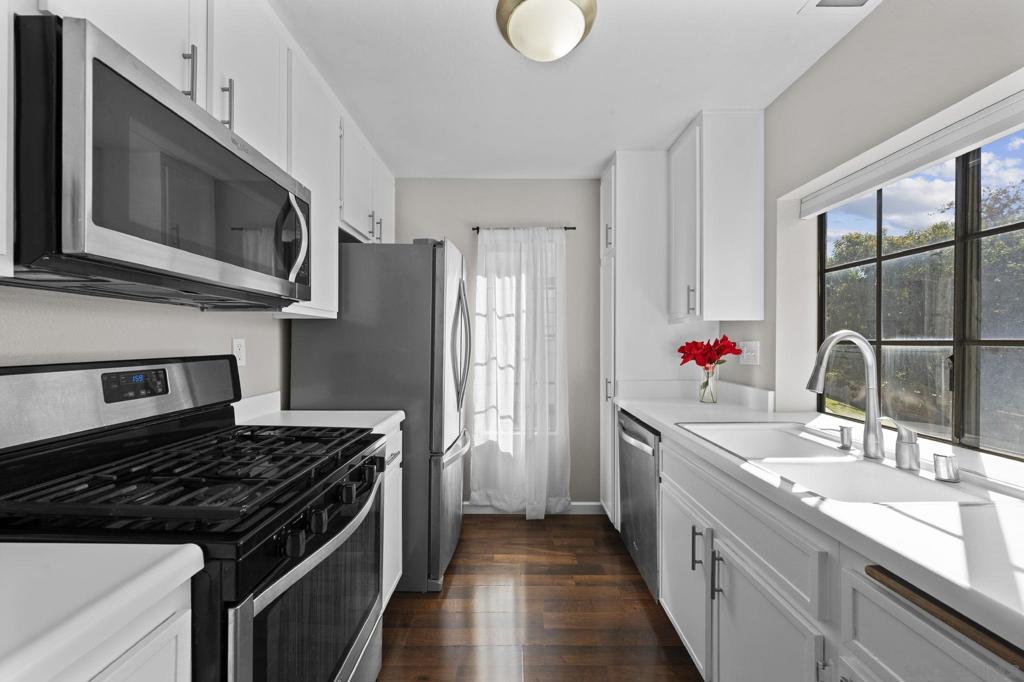 MLS #250043652SD image #7