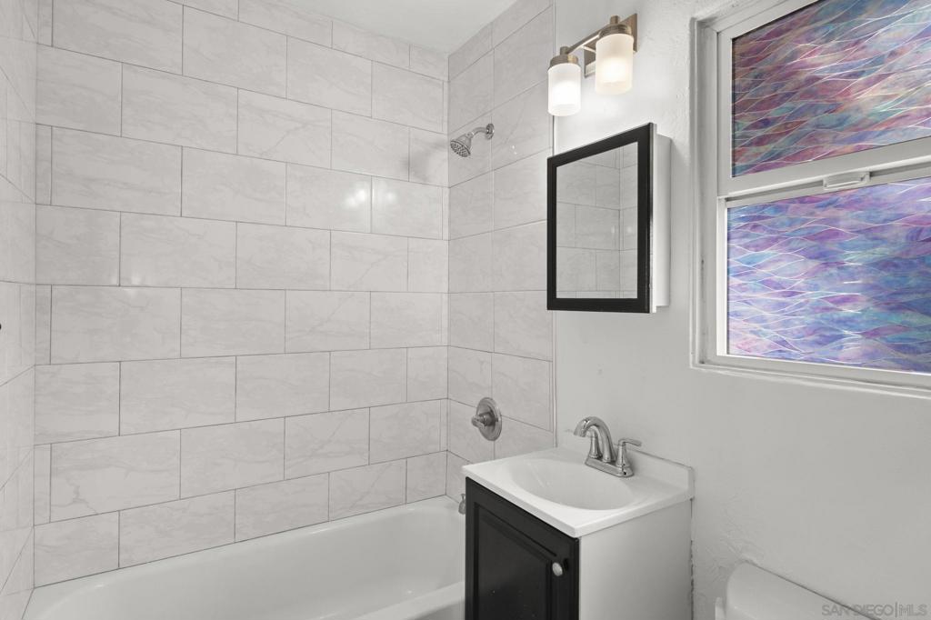 MLS #250043654SD image #45