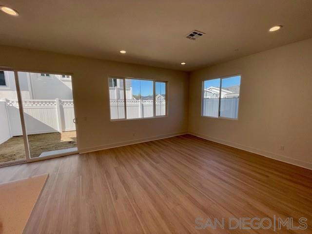 MLS #250043655SD image #4