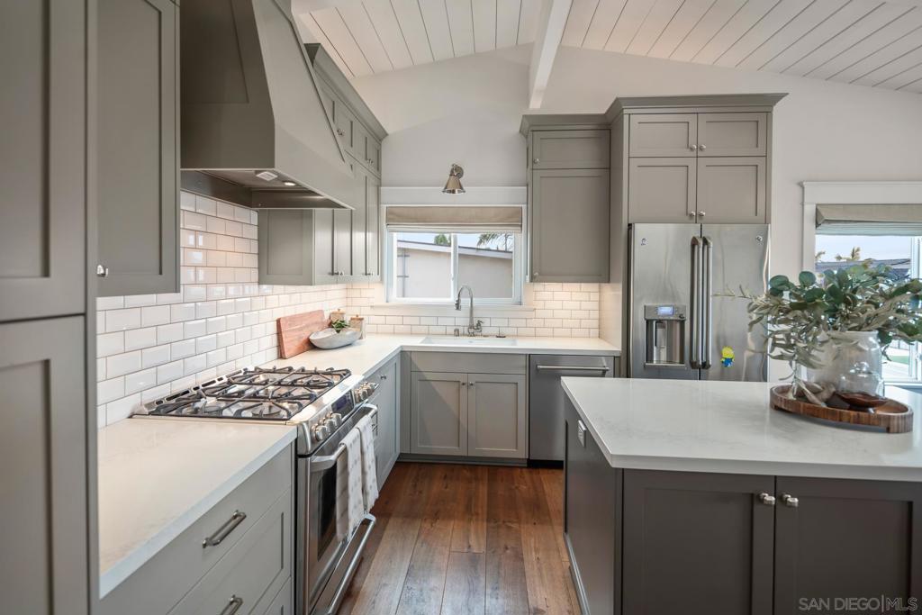 MLS #250043658SD image #14