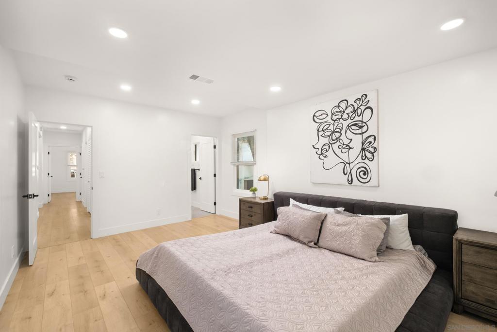 MLS #250043660SD image #19