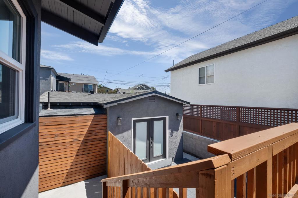 MLS #250043660SD image #30