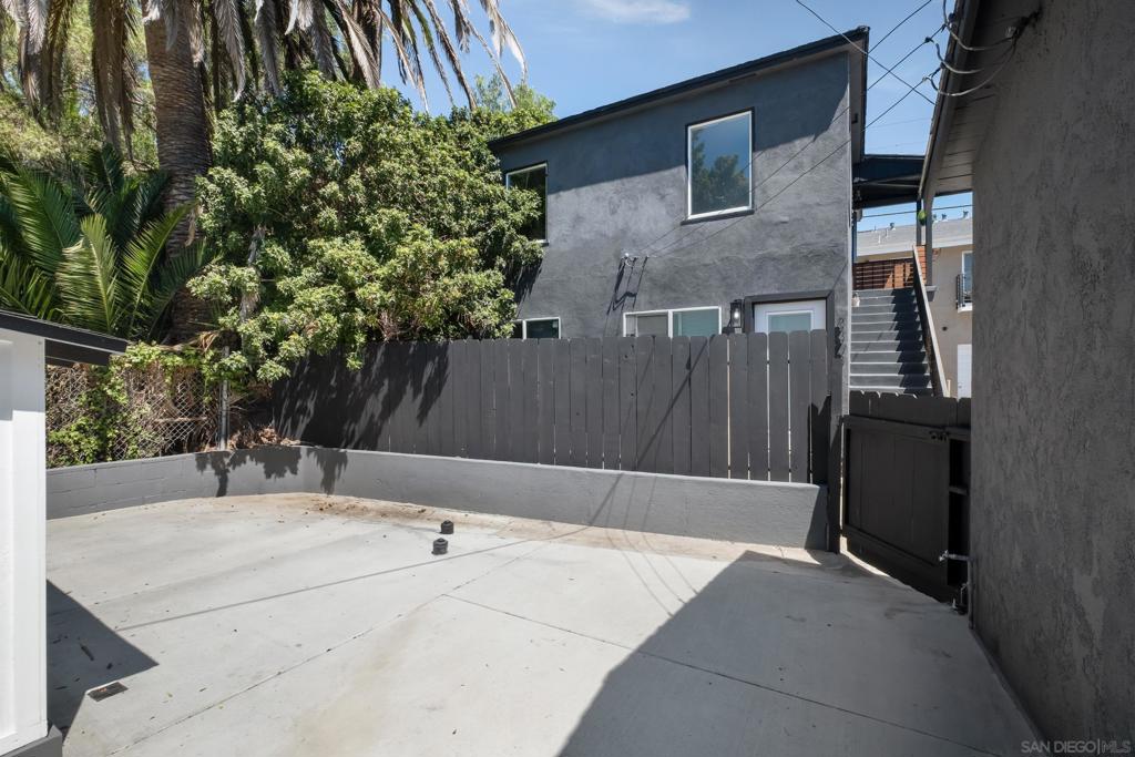 MLS #250043660SD image #31