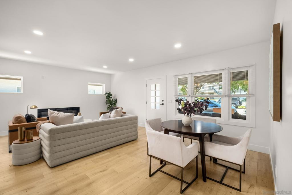 MLS #250043660SD image #9