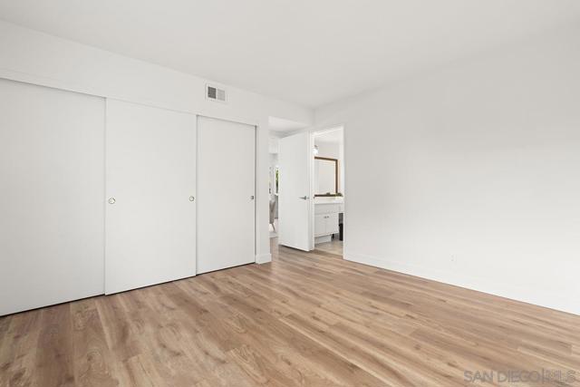 MLS #250043666SD image #31