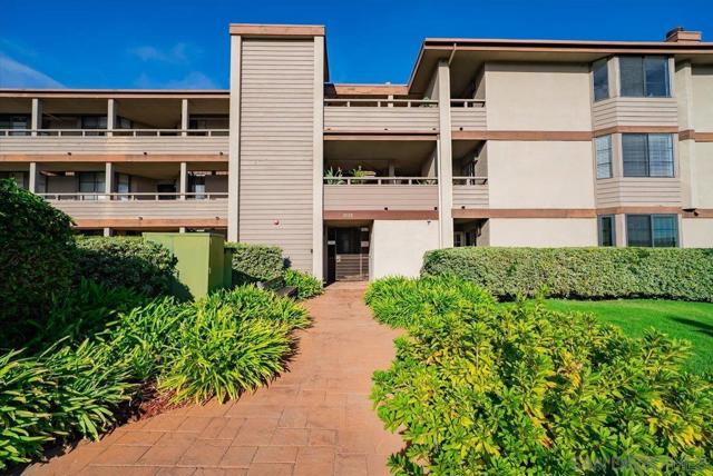 MLS #250043671SD image #36