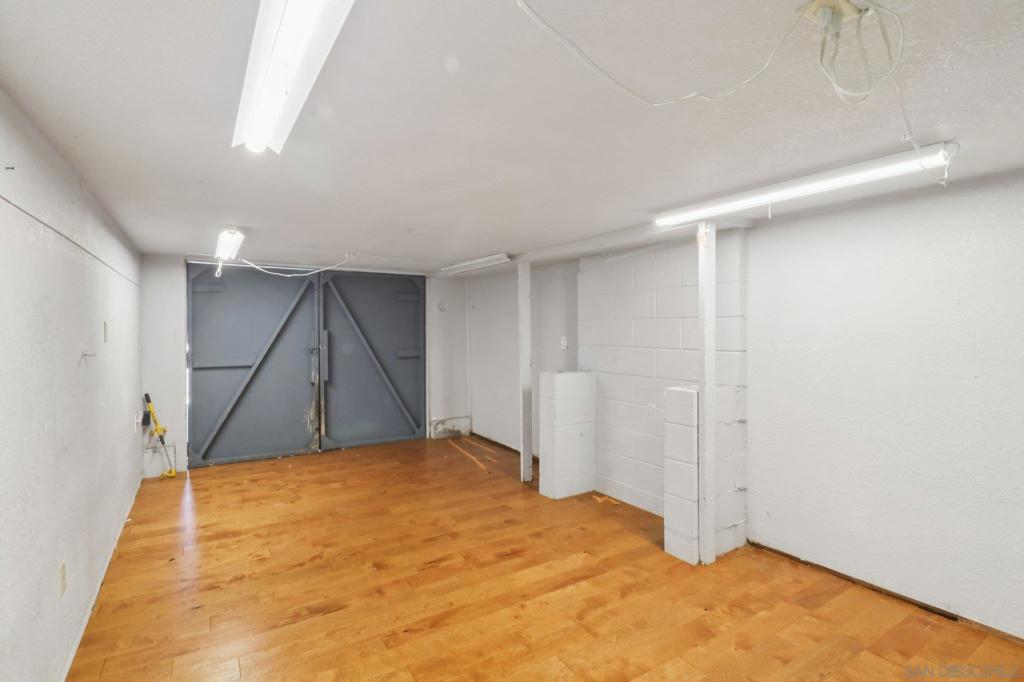 MLS #250043693SD image #16