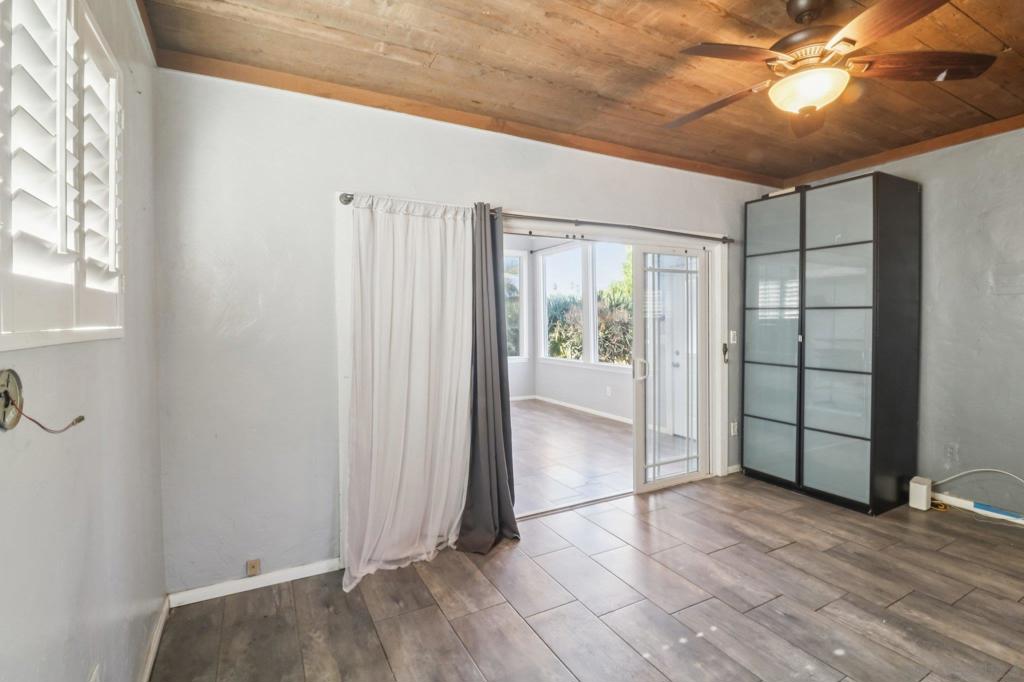 MLS #250043693SD image #22