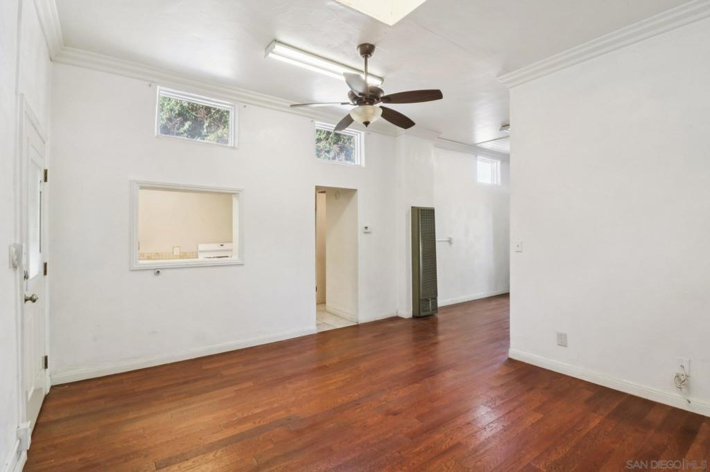 MLS #250043693SD image #29