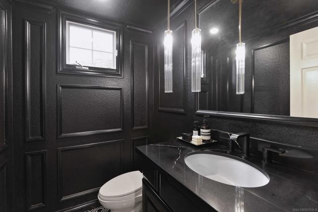 MLS #250043708SD image #24