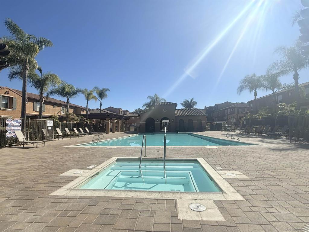 MLS #250043719SD image #24