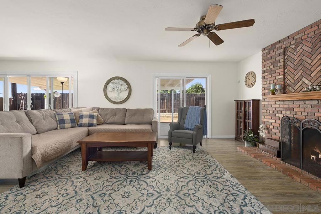 MLS #250043789SD image #11