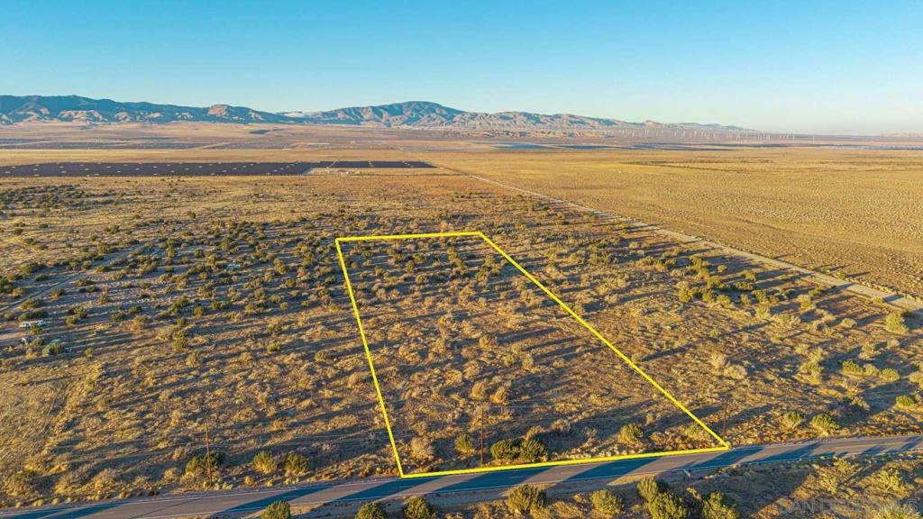 MLS #250043808SD image #1