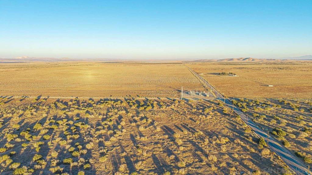 MLS #250043808SD image #9