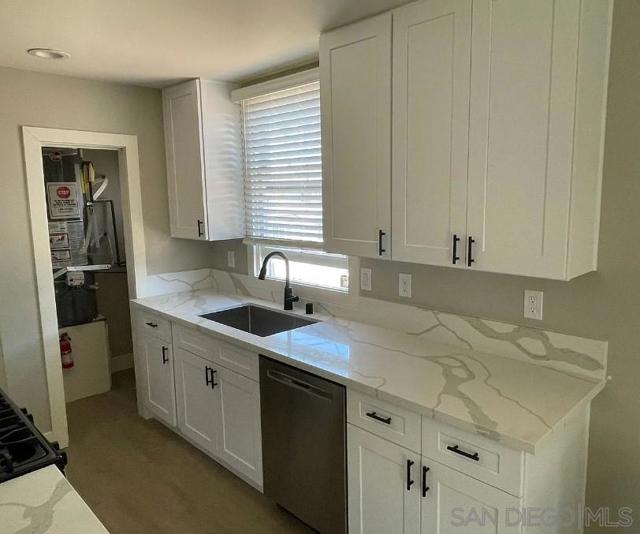 MLS #250043829SD image #38