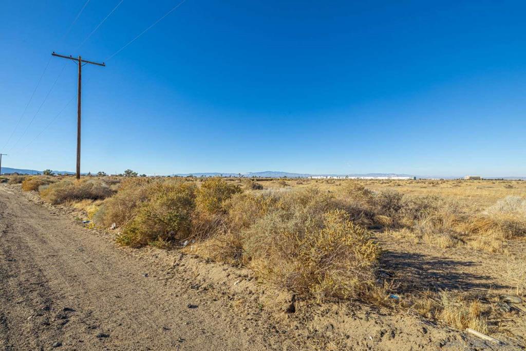 MLS #250043834SD image #13