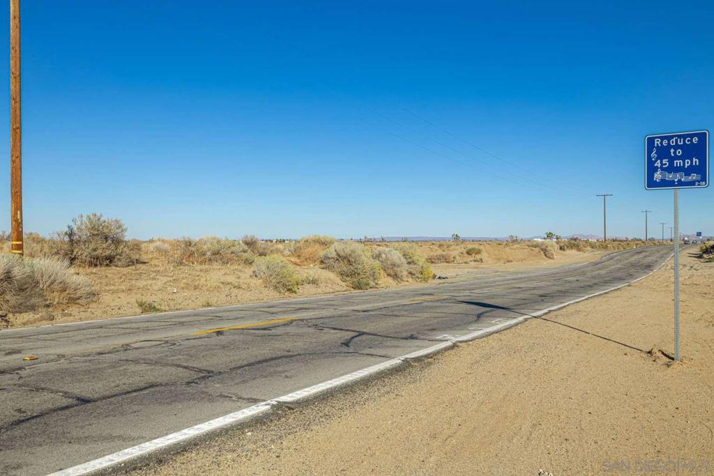 MLS #250043834SD image #8