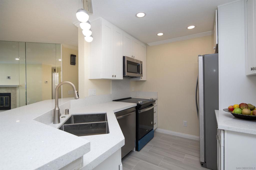 MLS #250043856SD image #6