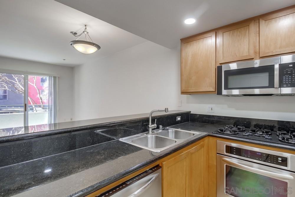 MLS #250043886SD image #4