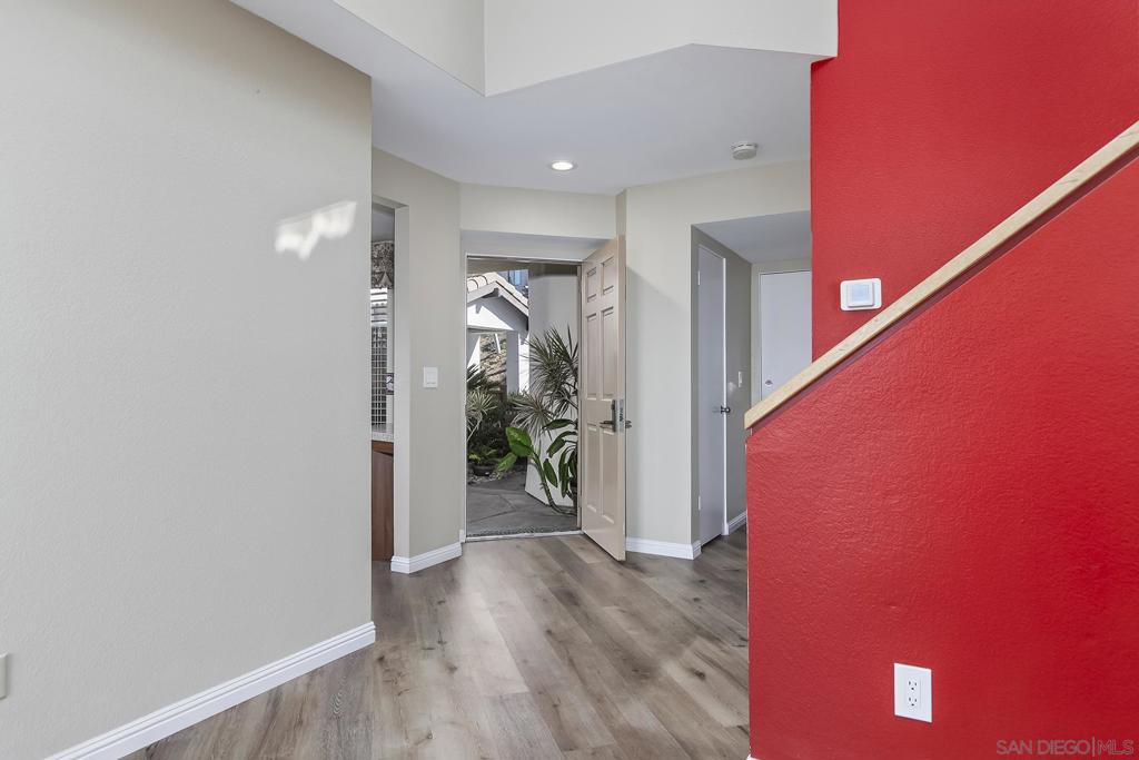 MLS #250043899SD image #29