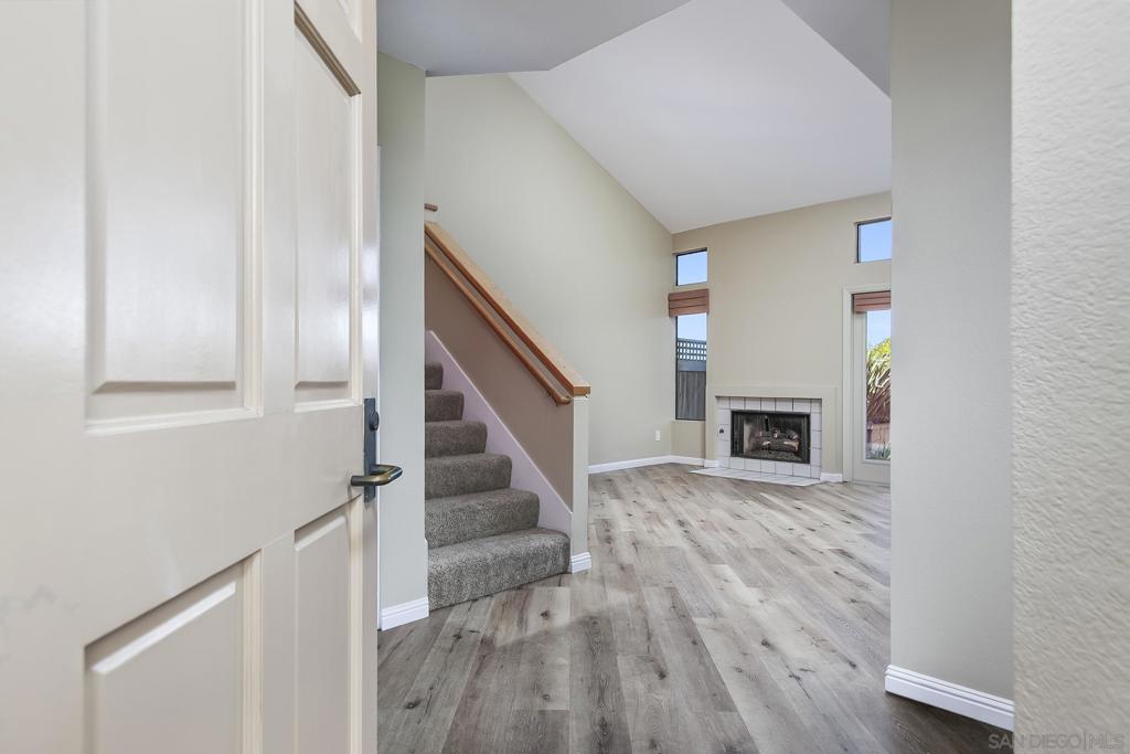 MLS #250043899SD image #4