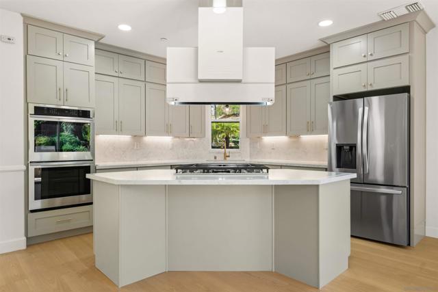 MLS #250043915SD image #11