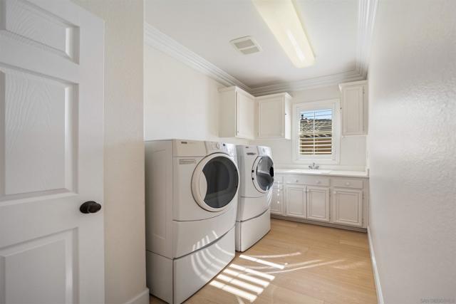 MLS #250043915SD image #20