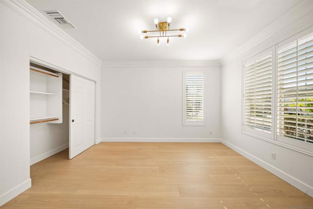 MLS #250043915SD image #3