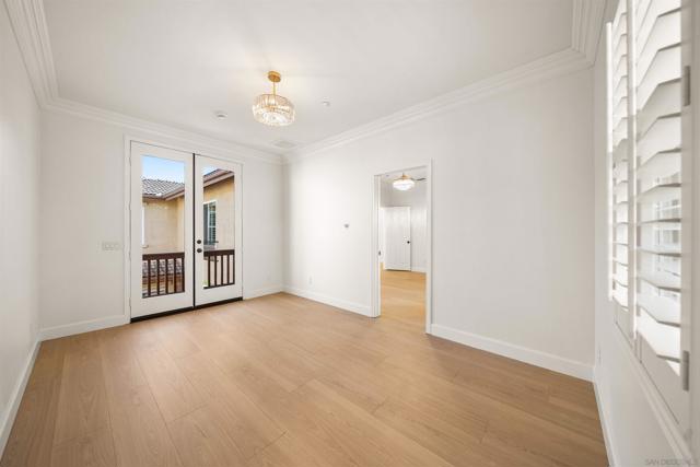 MLS #250043915SD image #31