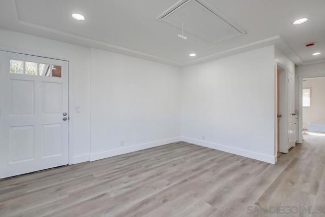 MLS #250043922SD image #11