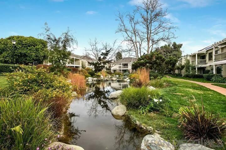 MLS #250043990SD image #33