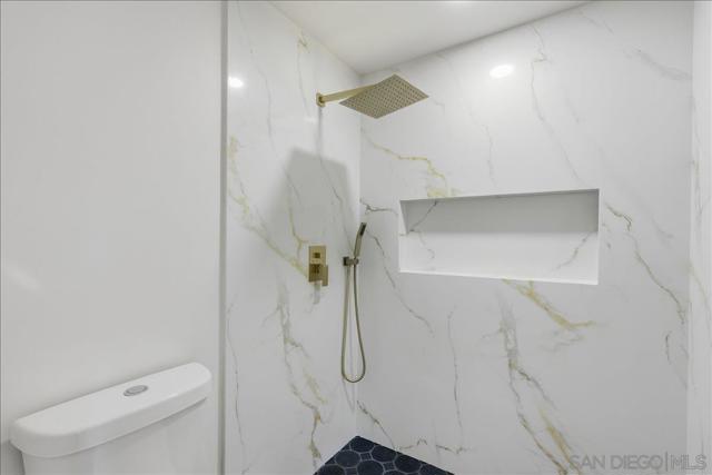 MLS #250044025SD image #13