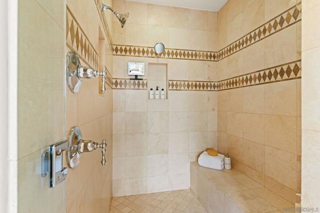 MLS #250044027SD image #31