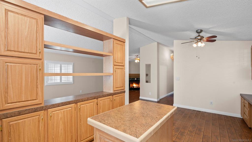 MLS #250044070SD image #10