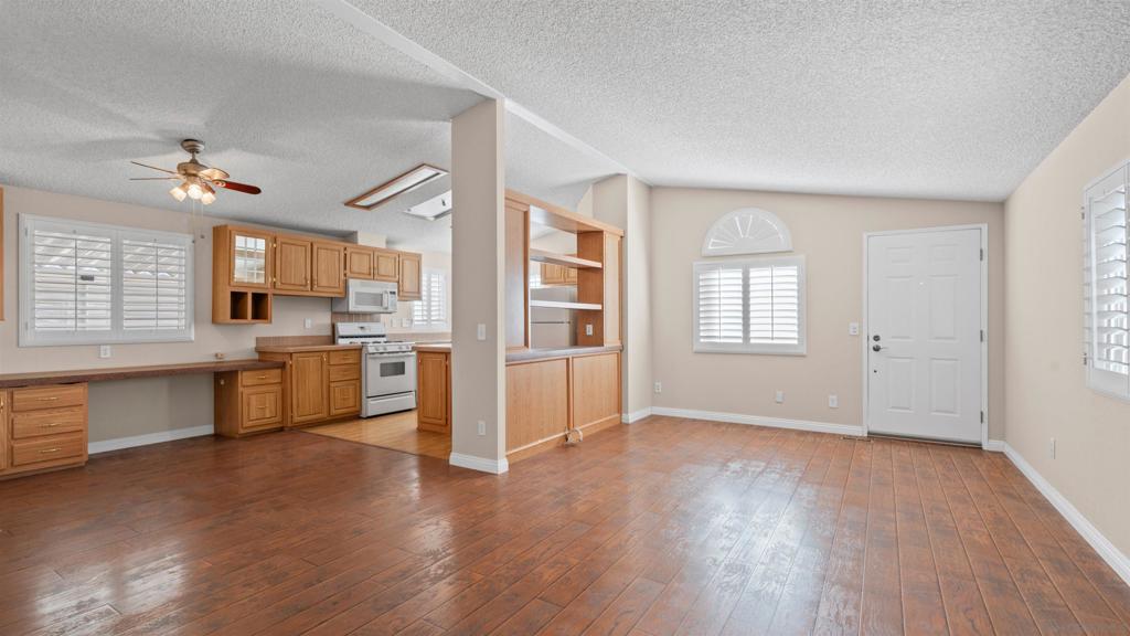 MLS #250044070SD image #2