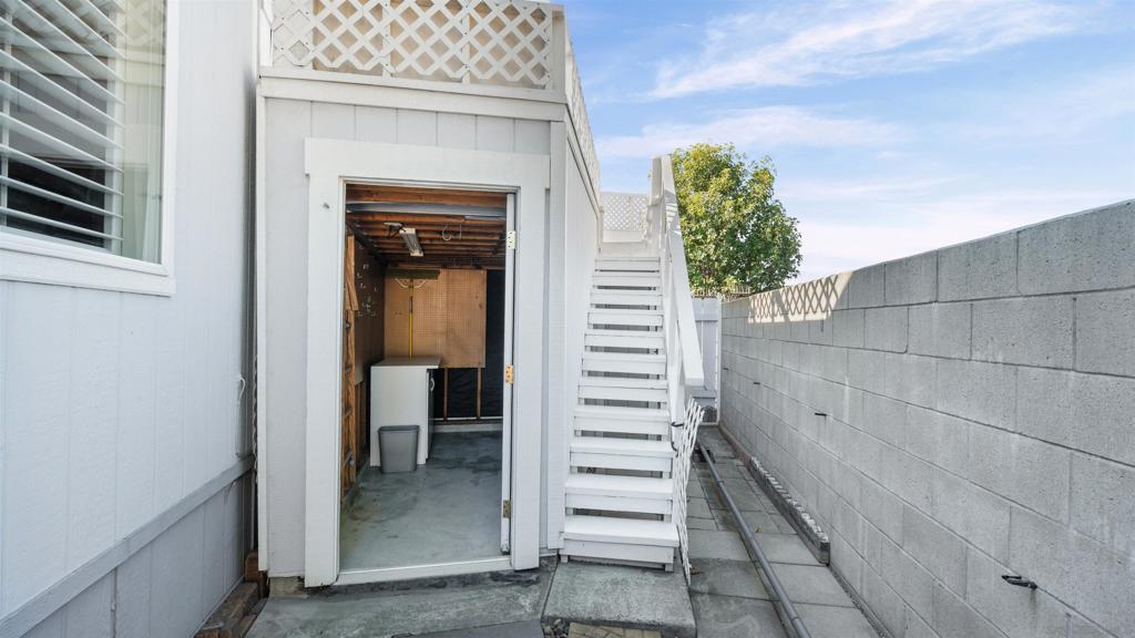 MLS #250044070SD image #22