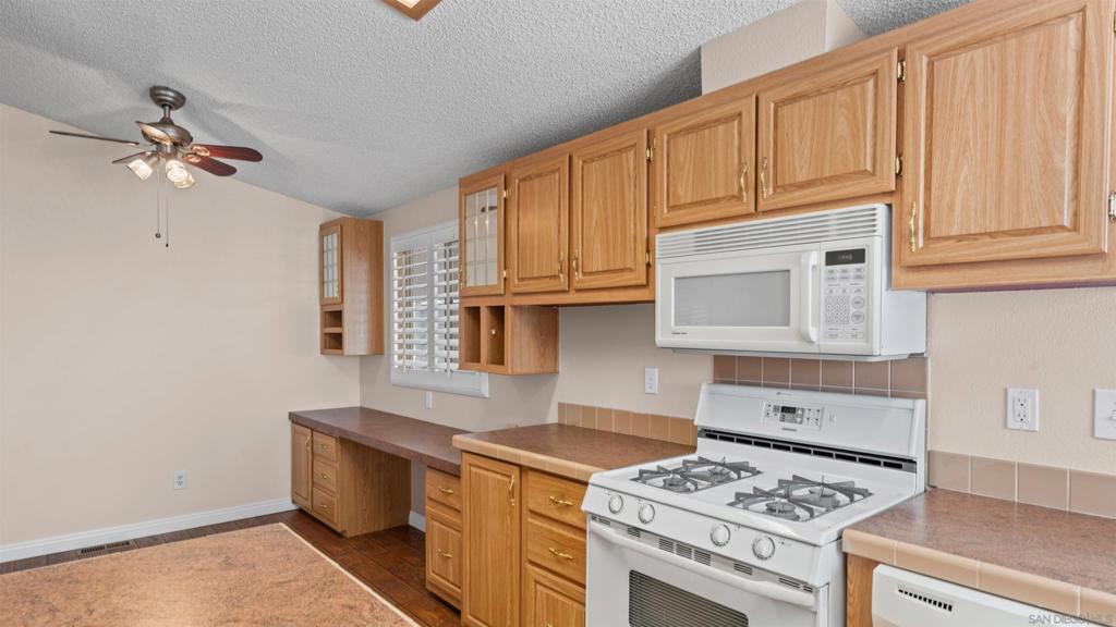 MLS #250044070SD image #9