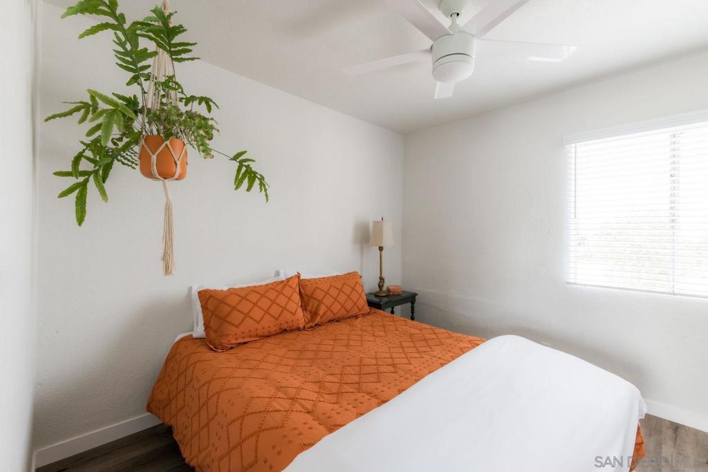 MLS #250044073SD image #42