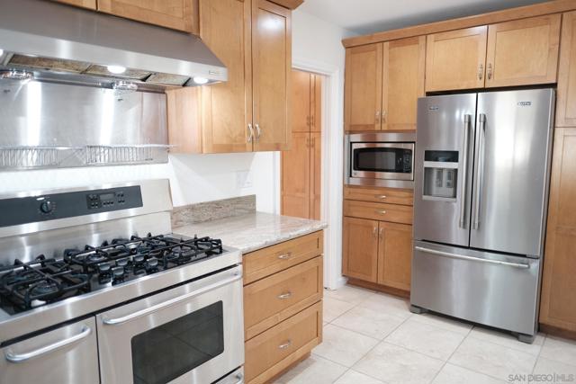 MLS #250044096SD image #12