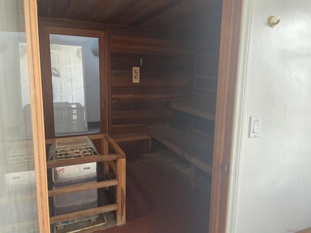 MLS #250044180SD image #17