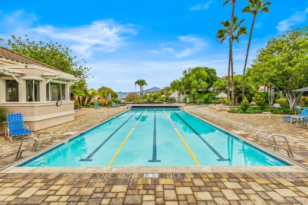 MLS #250044184SD image #16