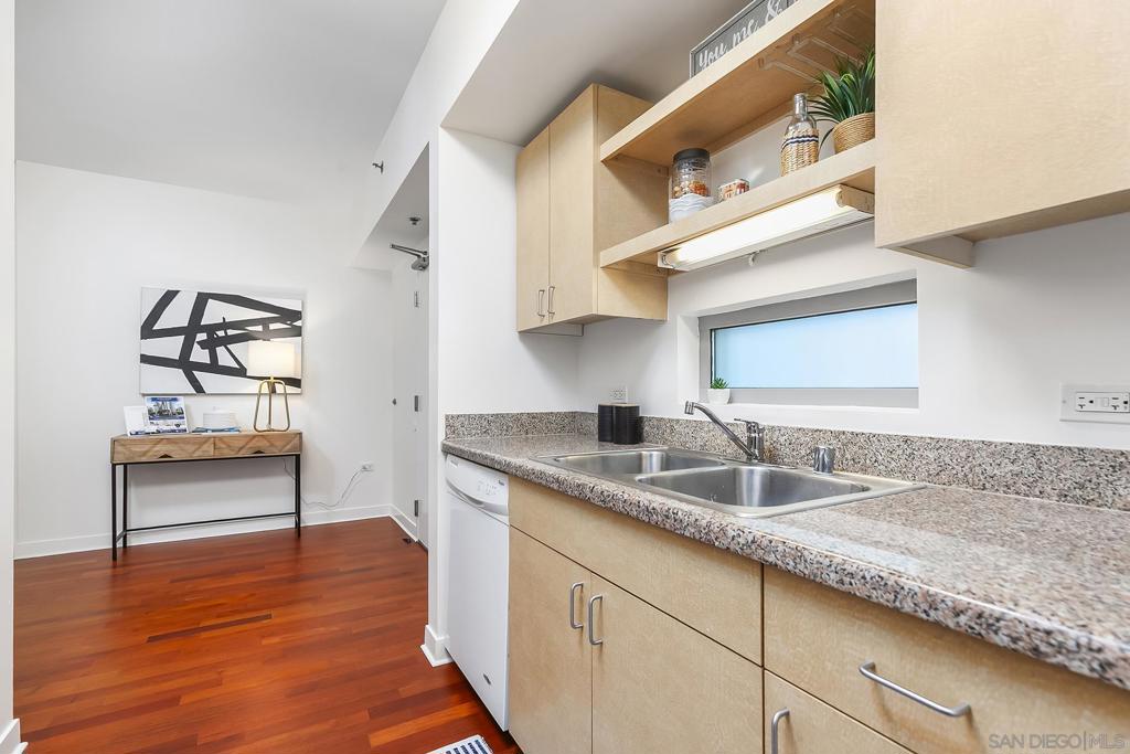 MLS #250044195SD image #21