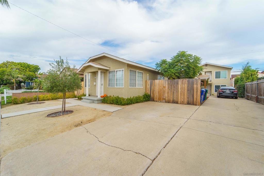 MLS #250044201SD image #23