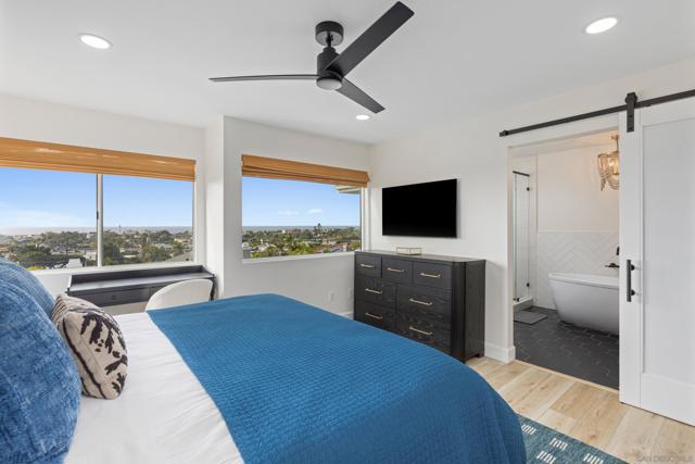 MLS #250044218SD image #13