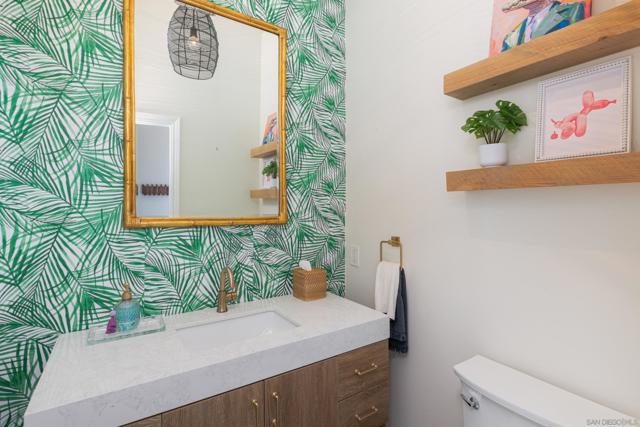 MLS #250044218SD image #17