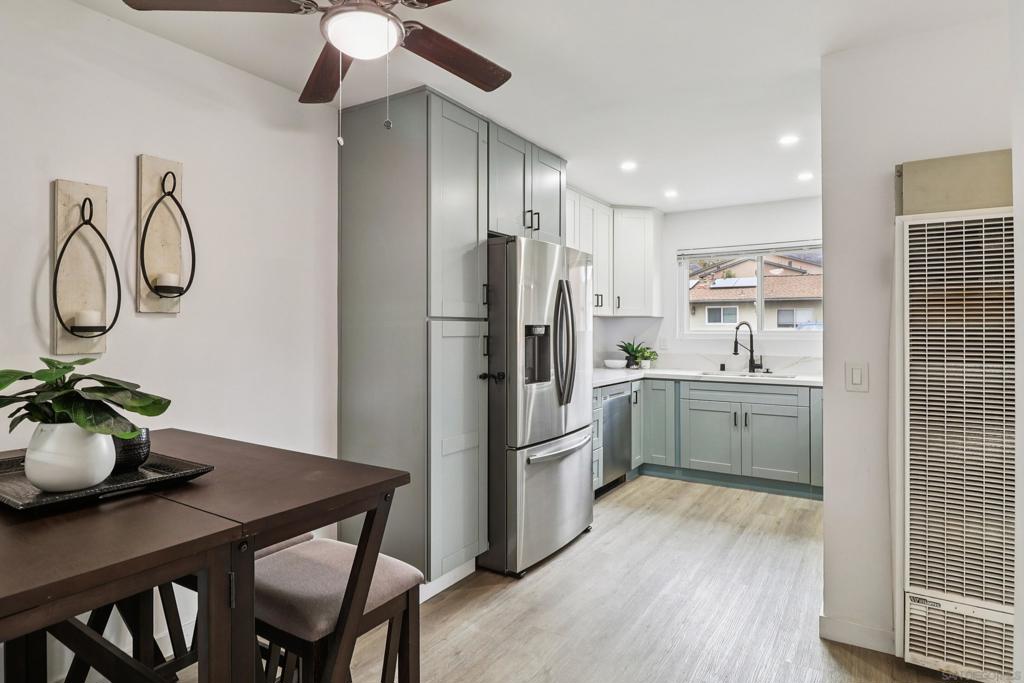 MLS #250044278SD image #12