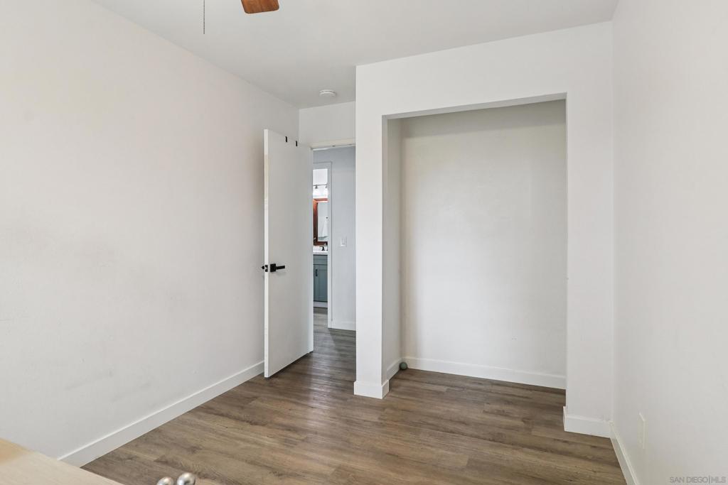 MLS #250044278SD image #21