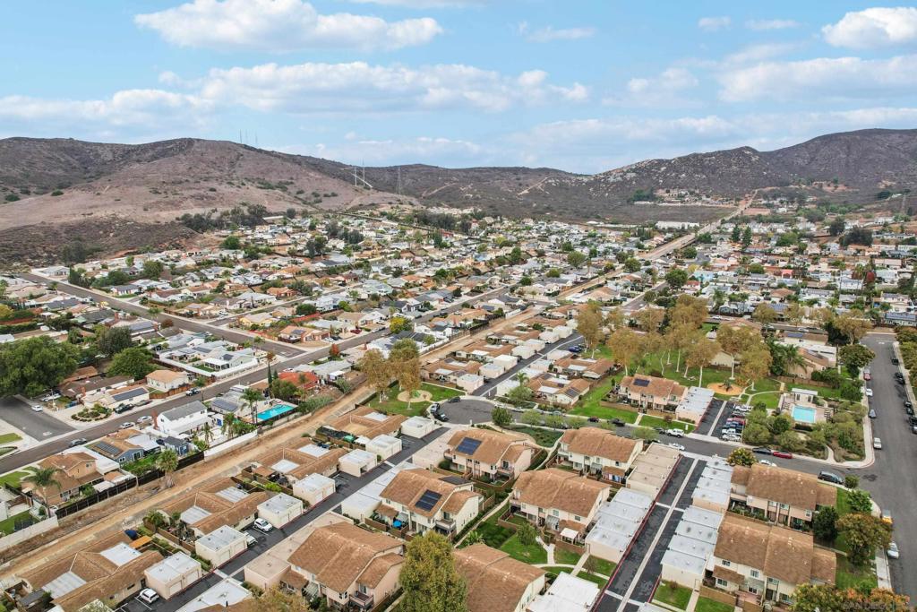 MLS #250044278SD image #37