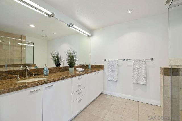 MLS #250044311SD image #16