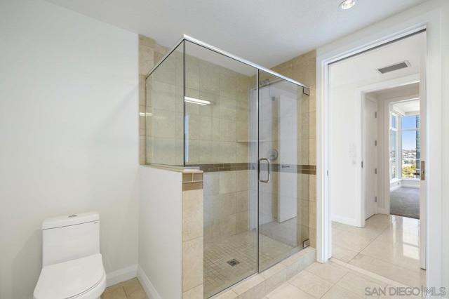 MLS #250044311SD image #17